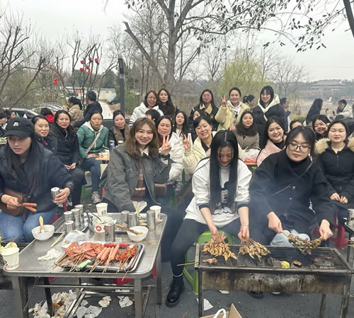 綿陽市先鋒醫(yī)療器械有限公司—— 慶?！?.8婦女節(jié)”，共赴燒烤盛宴，致敬巾幗風(fēng)采
